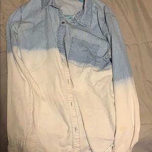Light blue/white blended shirt